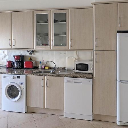 Two Bedroom Apartment - 110M2, Ac, Terrace, Wi-Fi 라고스 외부 사진